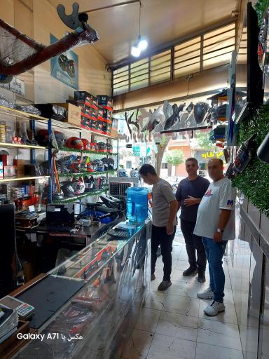 عکس نمایندگی بنلی موتور سید محسن عرب 