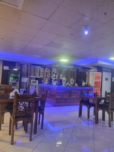 عکس کافه شیک پلاس