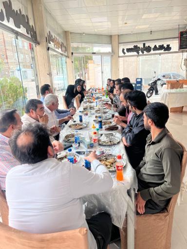 عکس رستوران شقایق