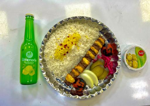 عکس رستوران شقایق