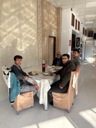 عکس رستوران شقایق