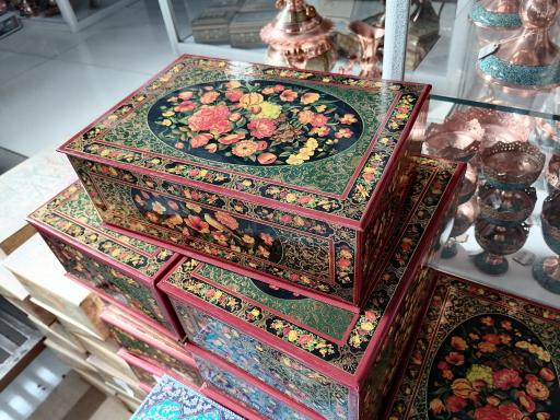 عکس صنایع دستی و هدایای سازمانی فراز هنر