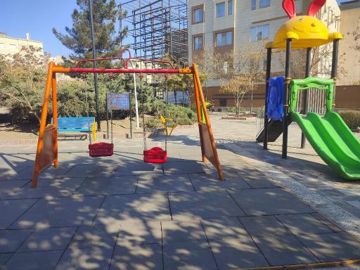 عکس زمین بازی کودکان 