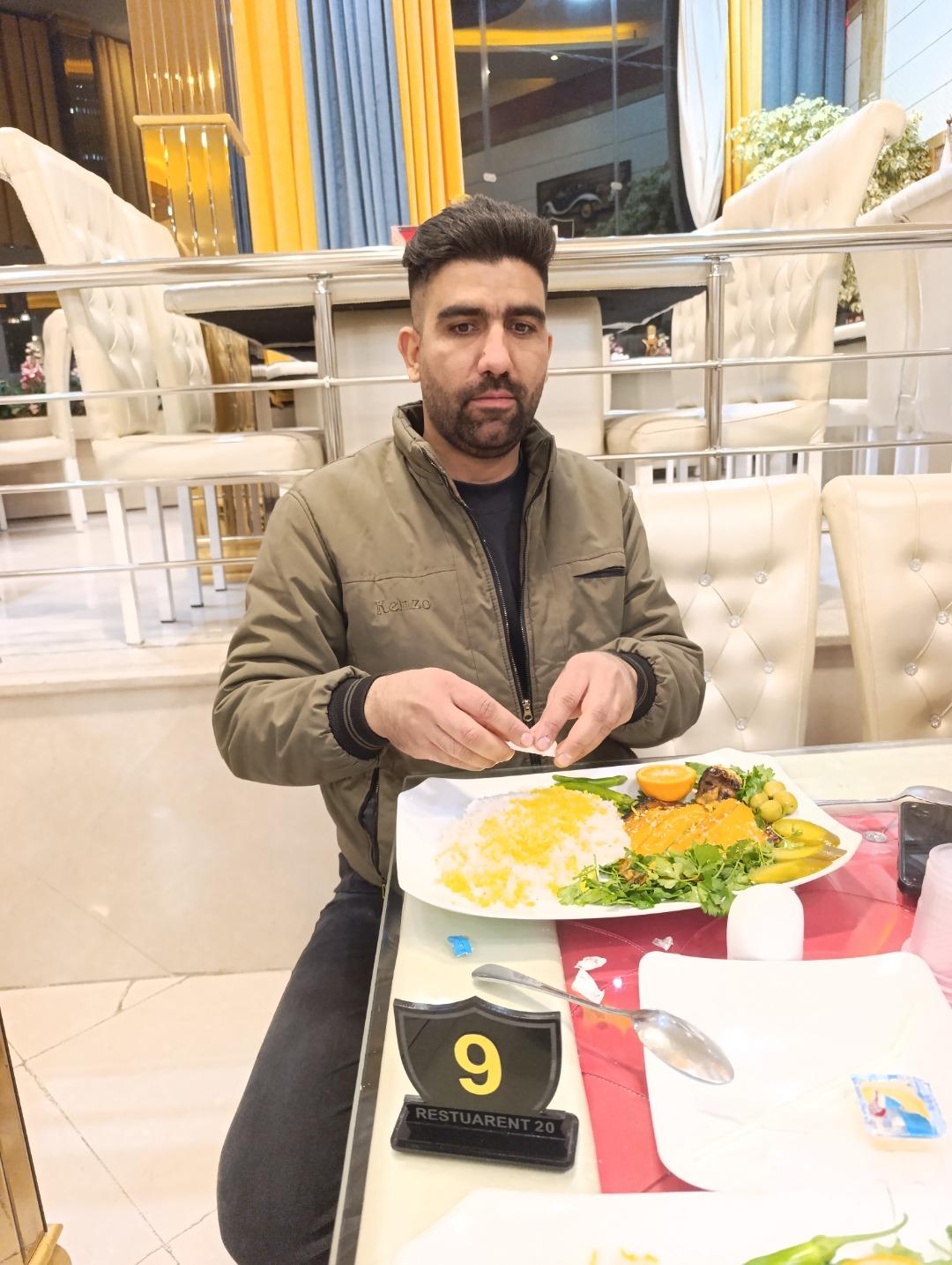 عکس اوستا چلو کبابی