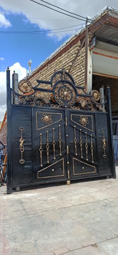 عکس درب و پنجره سازی ولی محمدی