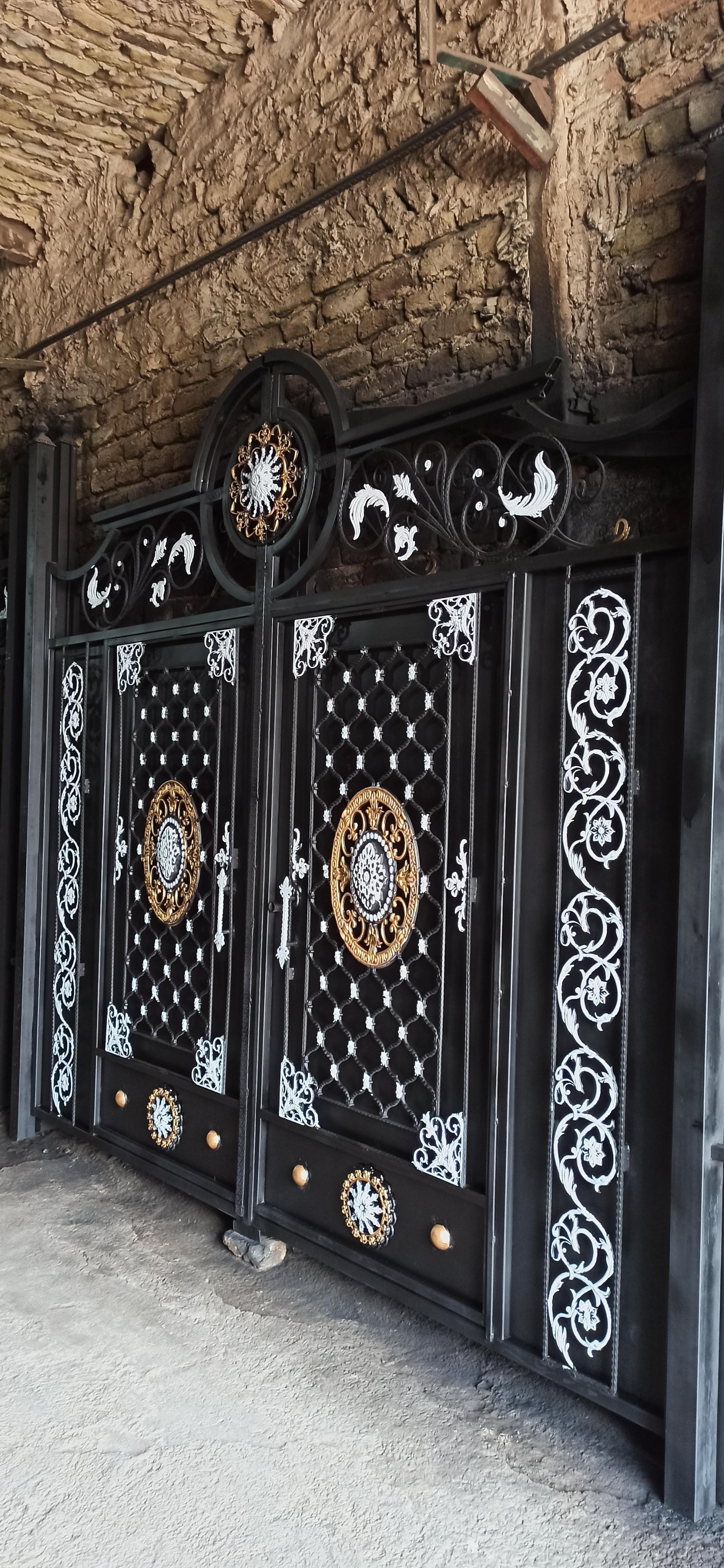 عکس درب و پنجره سازی ولی محمدی