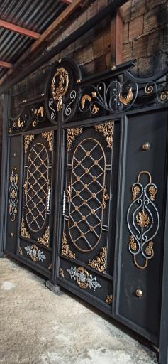 عکس درب و پنجره سازی ولی محمدی