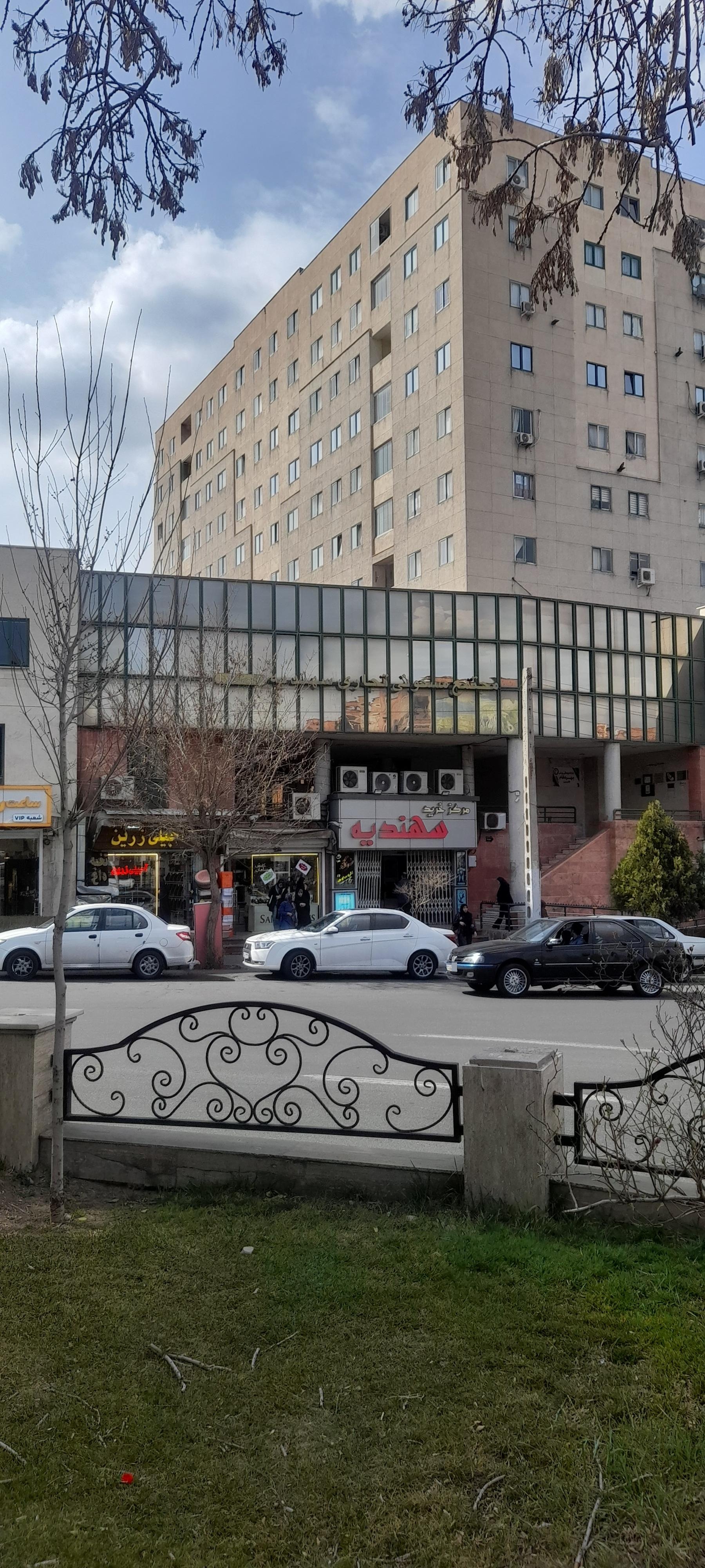 عکس پاساژ سهندیه