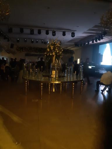 عکس باغ تالار روژانو