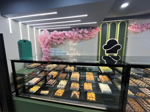 عکس نان و شیرینی سنتنیال