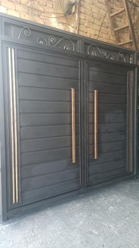 عکس درب و پنجره سازی ولی محمدی