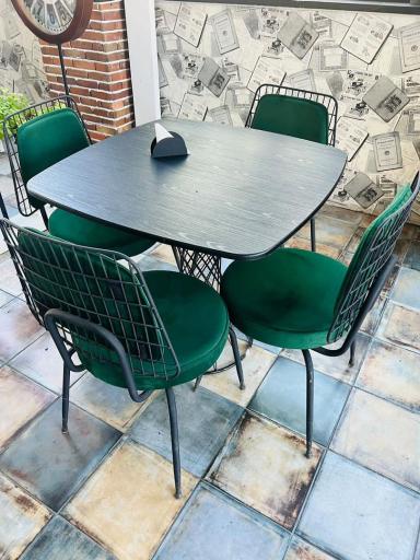 عکس تولیدی میز و صندلی غذاخوری اهورا