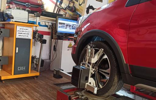 عکس کلینیک خودرو مرسدس