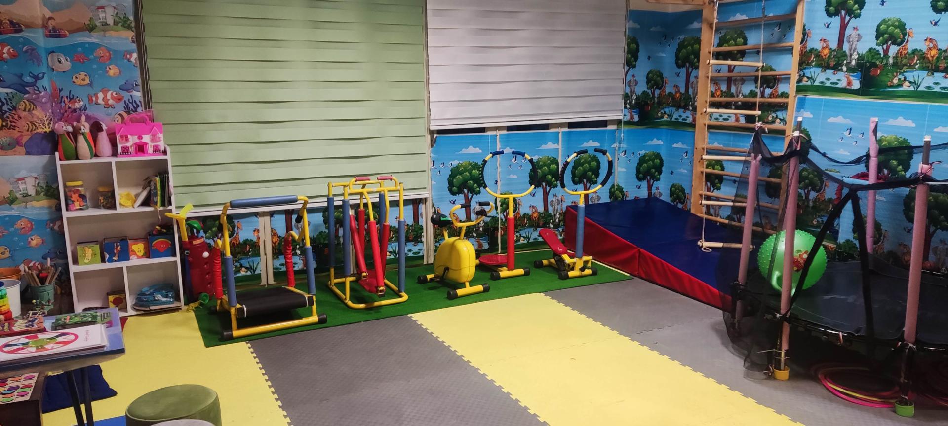 عکس باشگاه ادمک