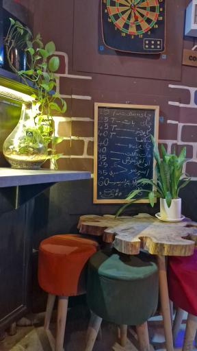 عکس کافه گیم مثلث