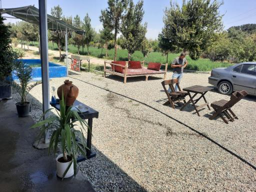 عکس باغ رستوران شب های کمالیه