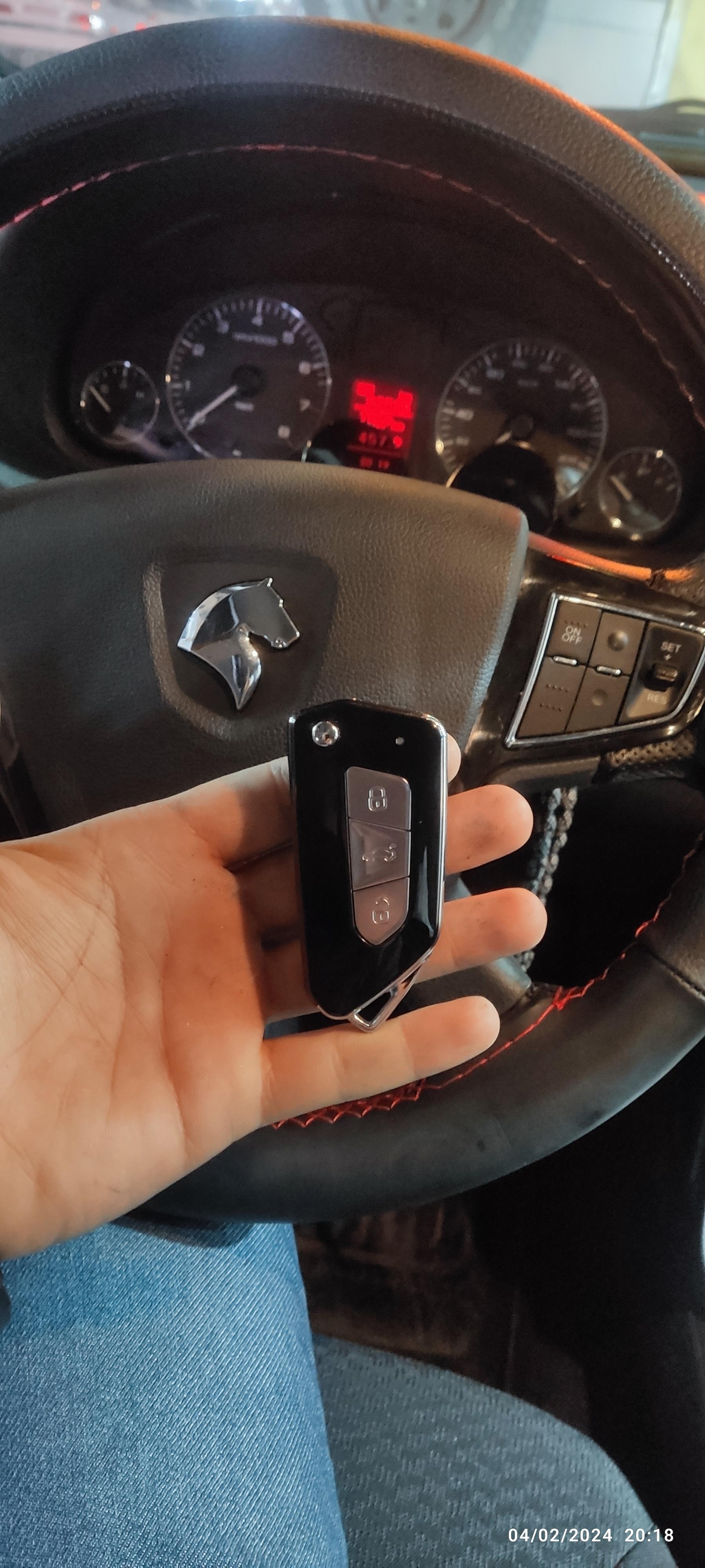 عکس کلیدسازی و قفل هوشمند ویرا