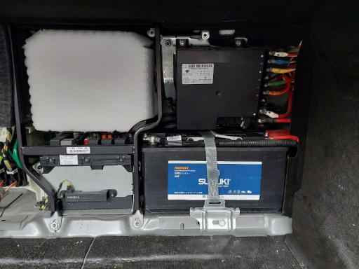 عکس نمایندگی رسمی سپاهان باتری (امداد باتری نصب و تعویض در محل)