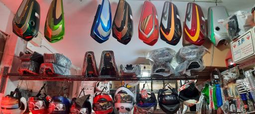 عکس فروشگاه یدک سیکلت حسین