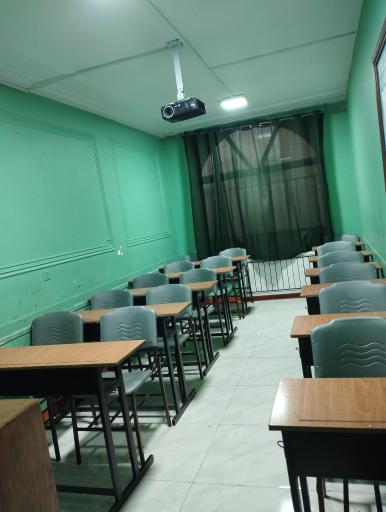 عکس مدرسه متوسطه پسرانه دانش مفید (پویندگان)
