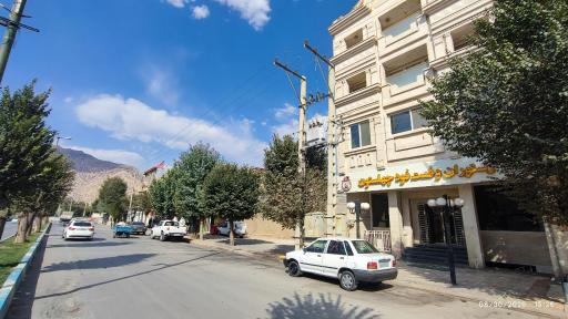 عکس رستوران بزرگ چهلستون