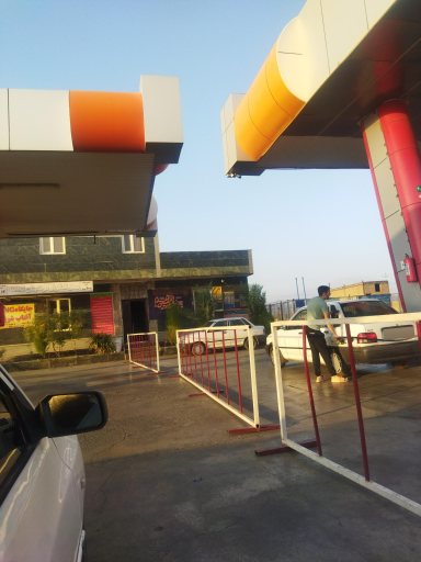 عکس جایگاه آفتاب شرق (بنزین و CNG)