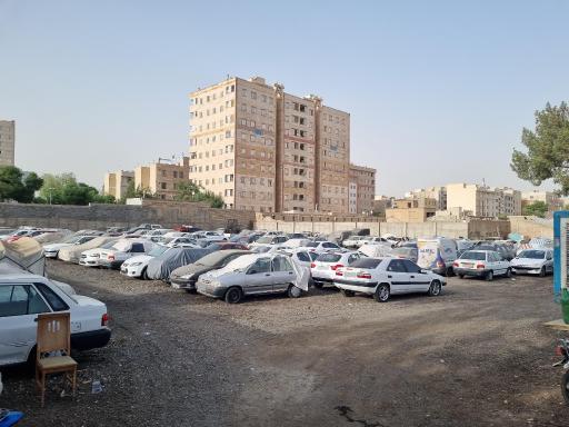 عکس پارکینگ شبانه روزی امیر 