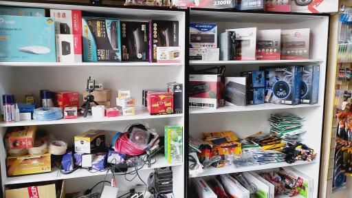 عکس تعمیرات تخصصی تلویزیون نوین