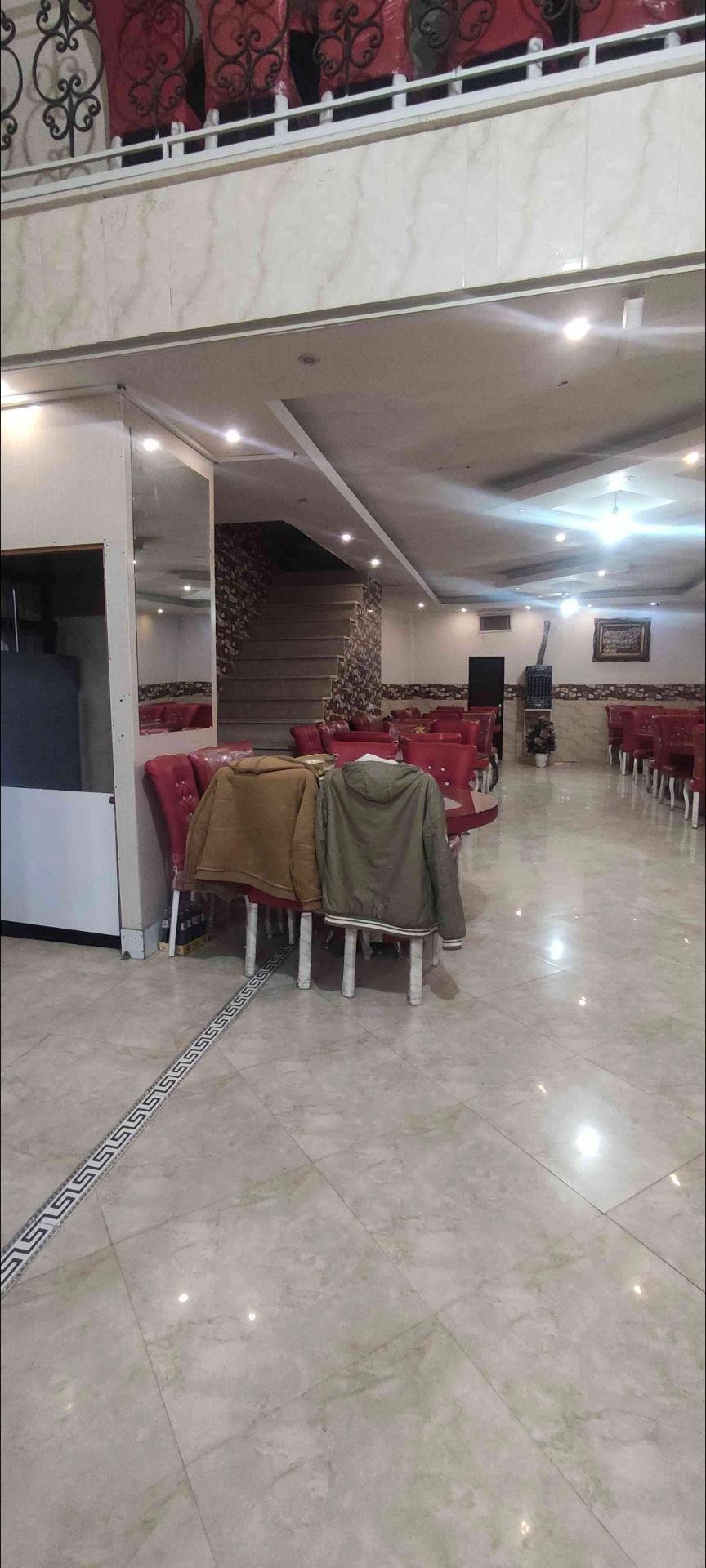 عکس رستوران نگین شهر