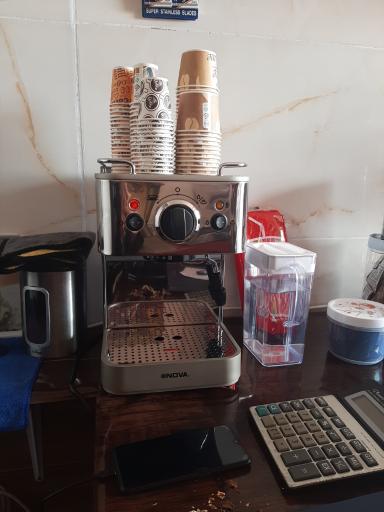 عکس مارکت و قهوه صفری