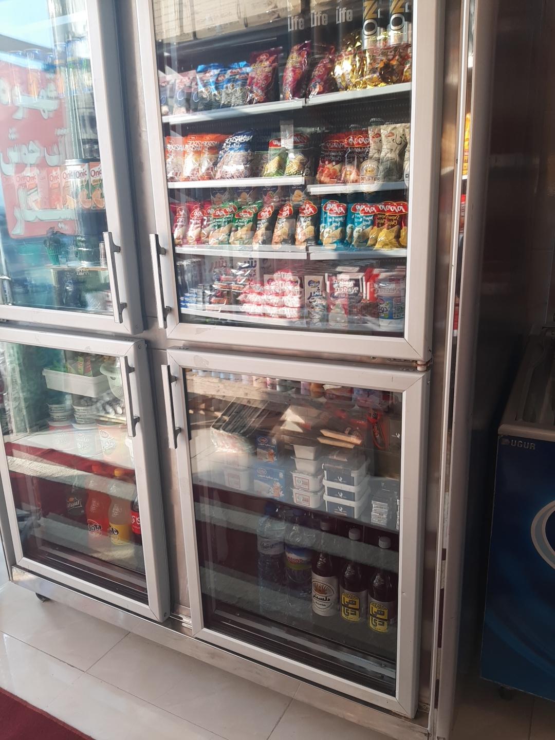 عکس مارکت و قهوه صفری