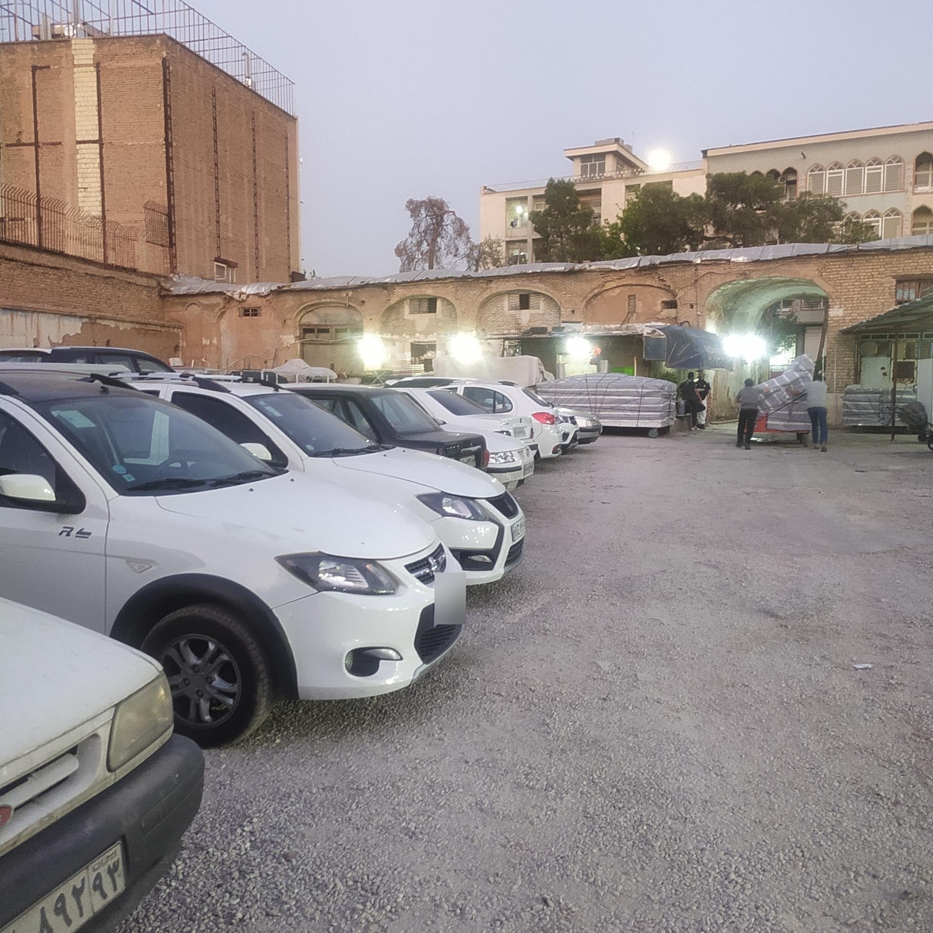 عکس پارکینگ فردوسی