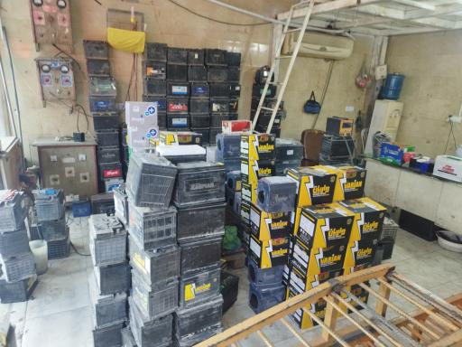 تعویض روغن و باطری فروشی تمیمی