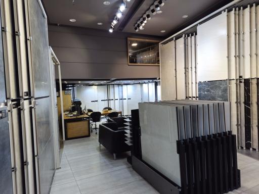 عکس بازرگانی جهانی کاشی و سرامیک حافظ