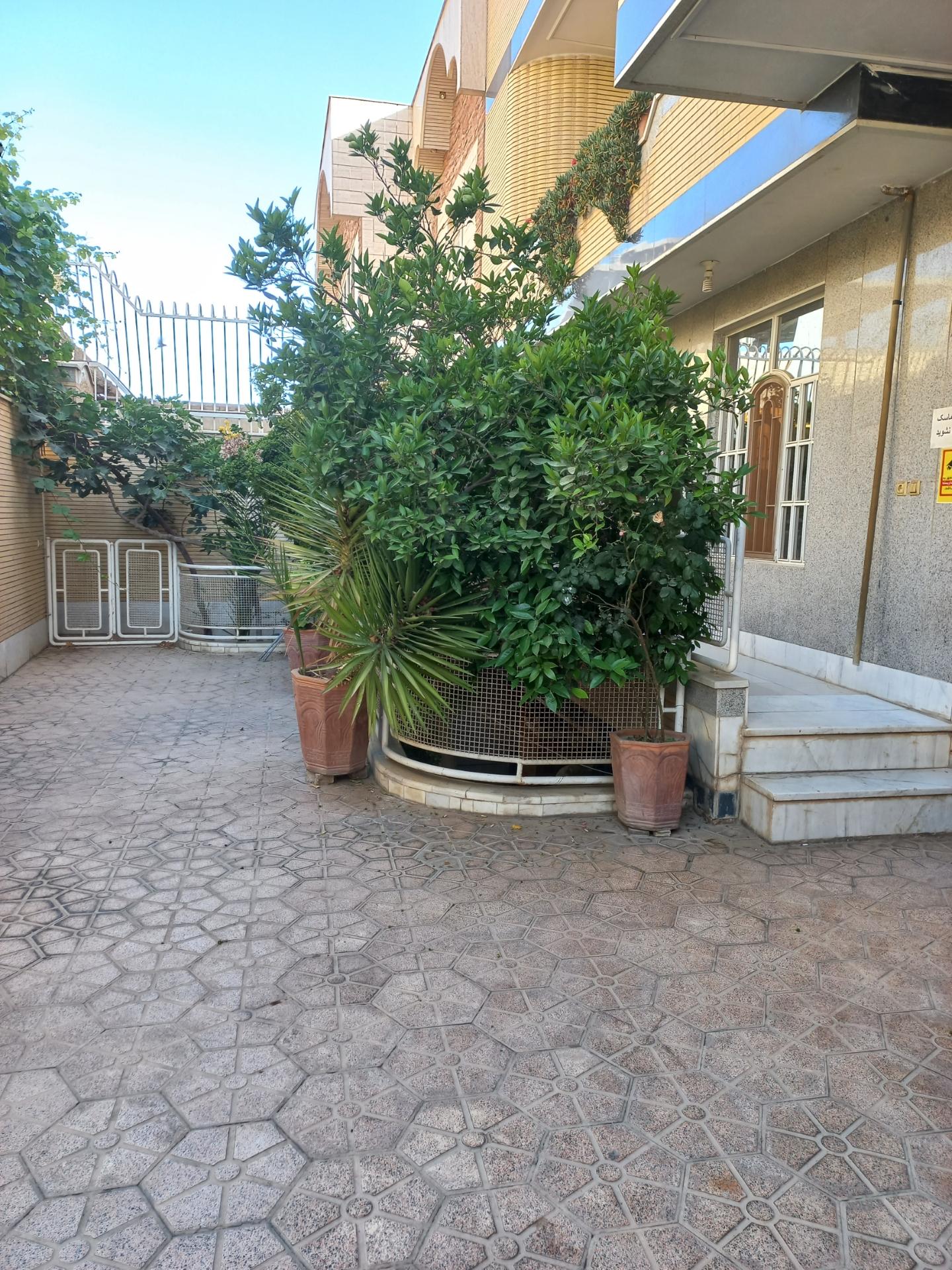 عکس تعزیرات فلاورجان