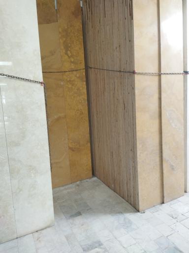 عکس سنگ‌ فروشی‌ کوهدشت‌