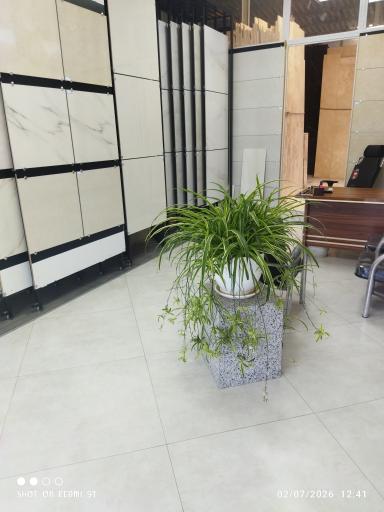 عکس سنگ‌ فروشی‌ کوهدشت‌