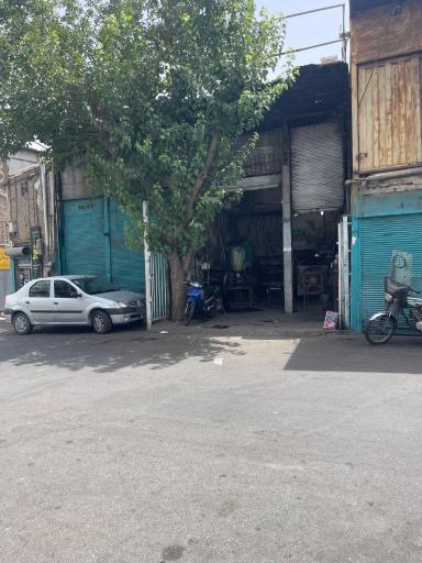 عکس کارگاه آهنگری آتشکاری آهنیان