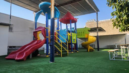 عکس دبستان خرد