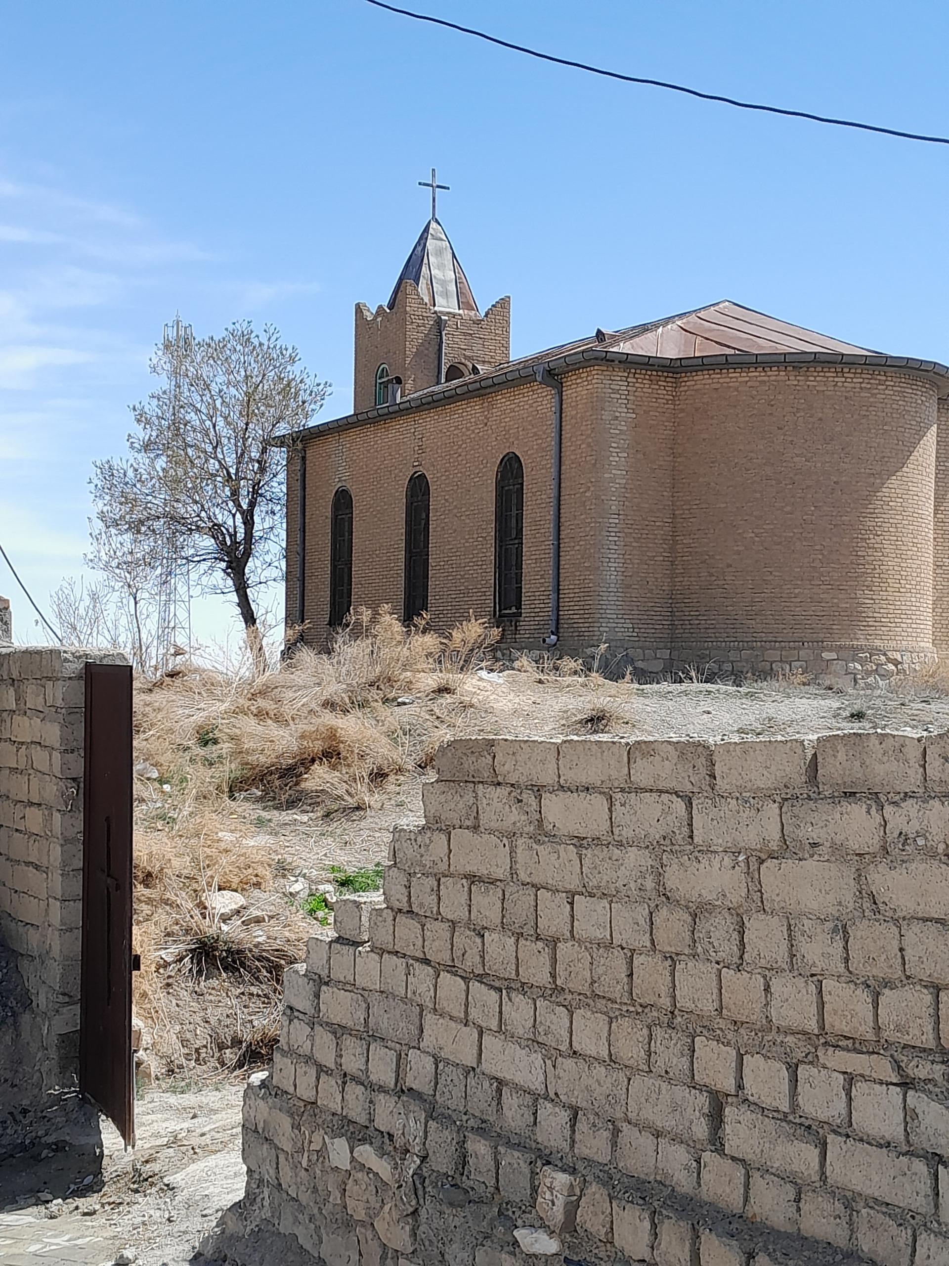 عکس کلیسای روستای گولان