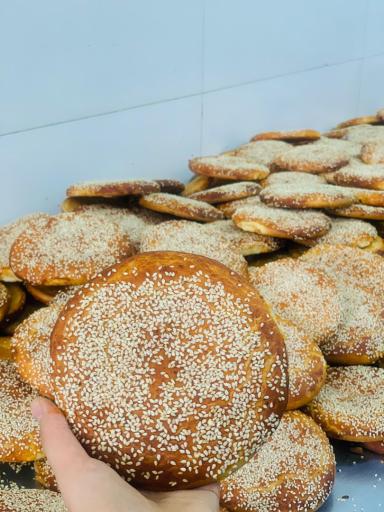 عکس شیرینی سرای لارستان 