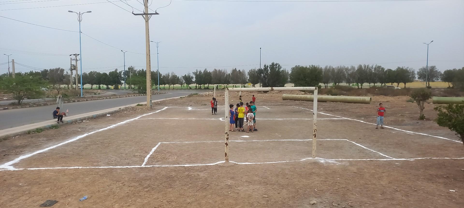 عکس زمین فوتبال خاکی