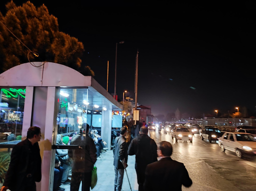 عکس ایستگاه اتوبوس جلال آل احمد