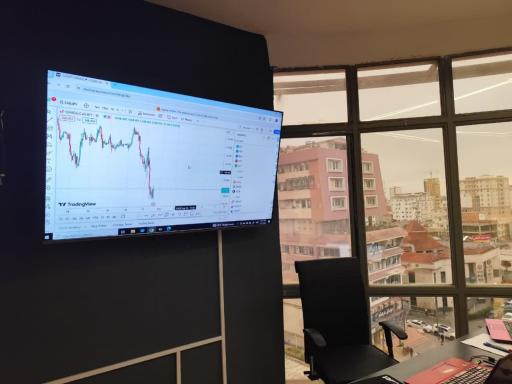 عکس آموزشگاه تجارت فارکس 