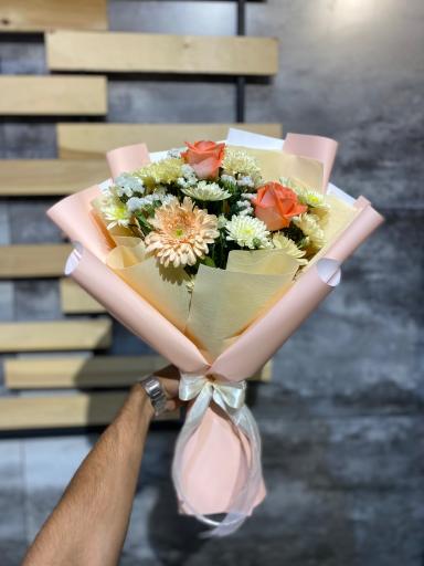 عکس گل فروشی کاغذی