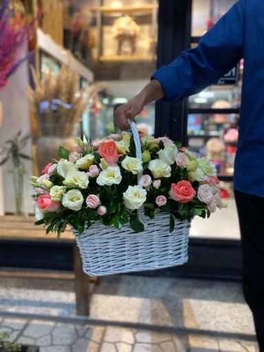 عکس گل فروشی کاغذی