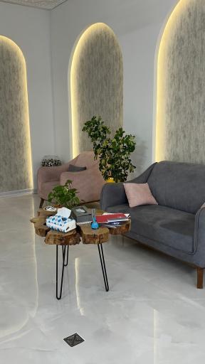 عکس مرکز لیزر و زیبایی الین