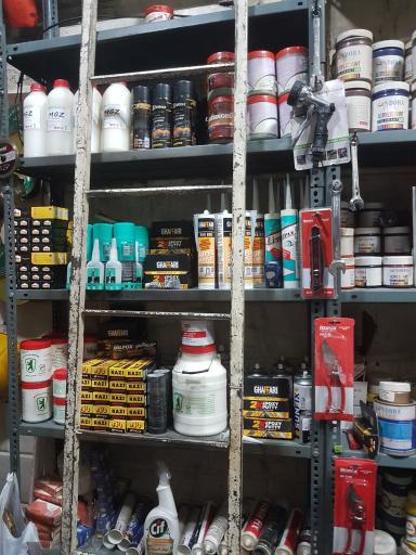 عکس فروشگاه رنگ و ابزار احمدپور 