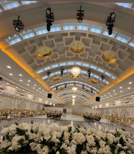 عکس عمارت مجلل یونیک