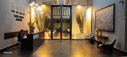 عکس برج تندیس زنبق 